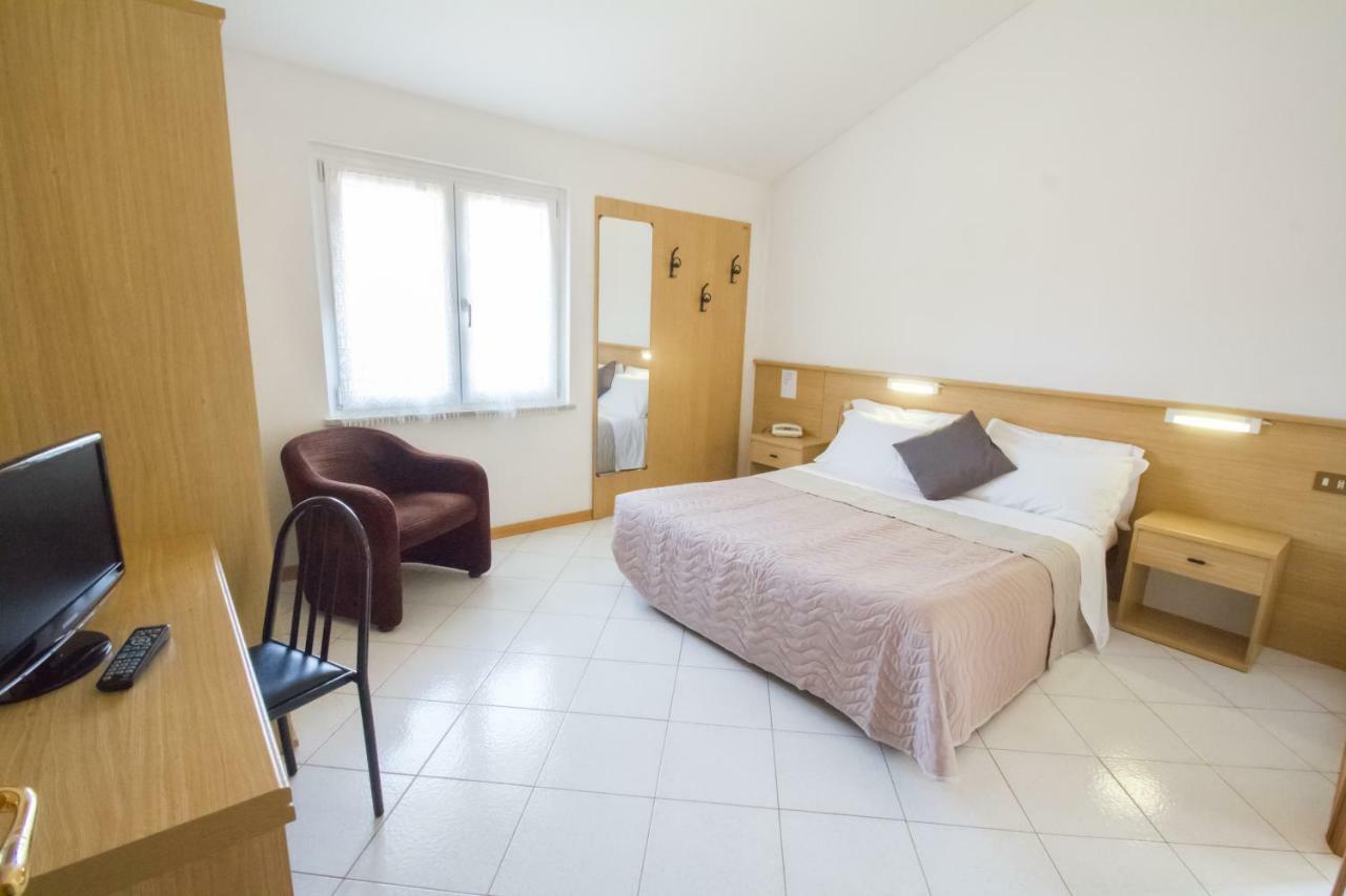 Hotel Villa Elia Calizzano Dış mekan fotoğraf